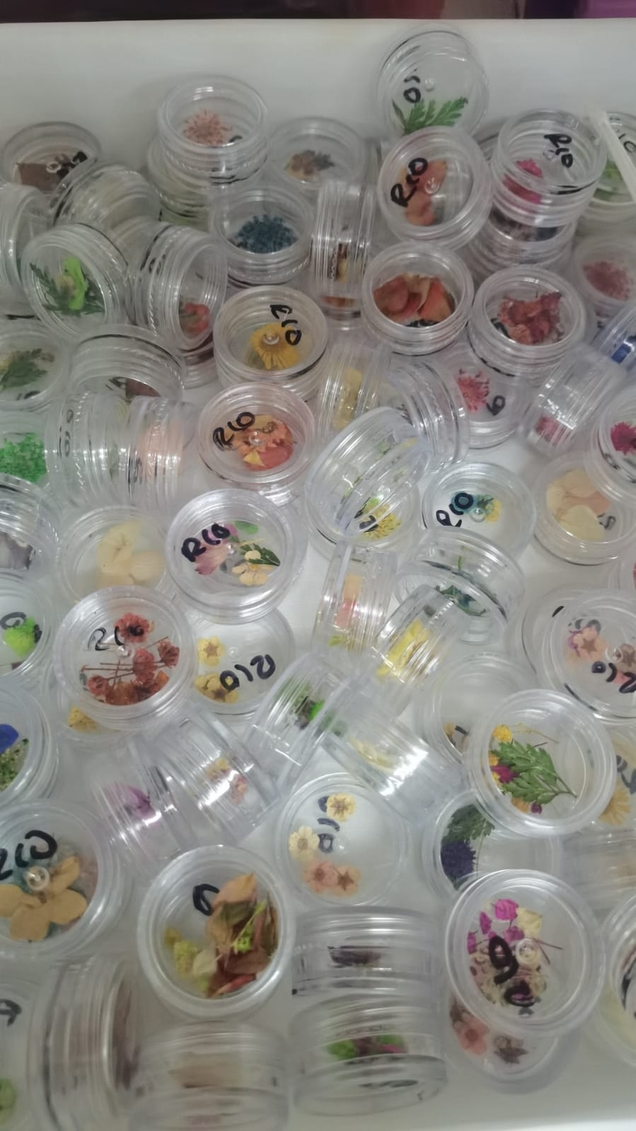 Dried Flower Nail Art - Random jar