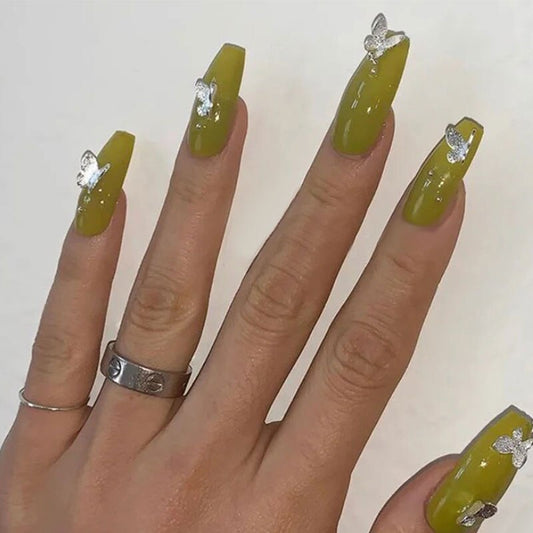 TR28 - 3D Metal Butterfly Frosted Silver Nail Art Decoration