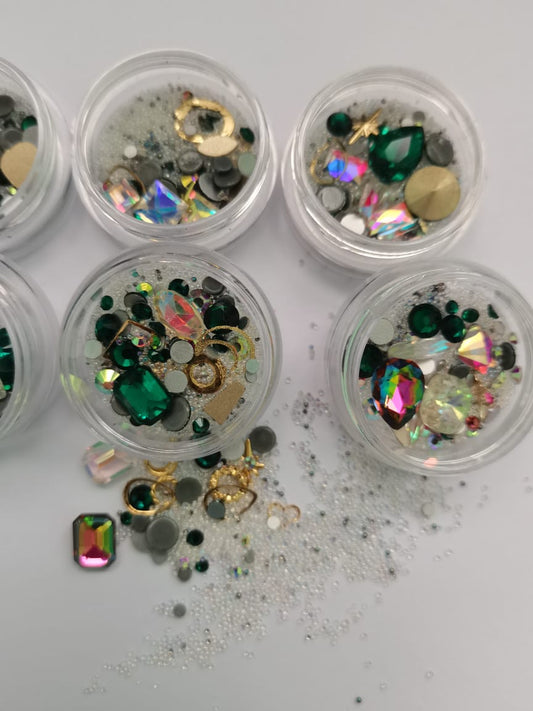 TR06 green rainbow rhinestone mix