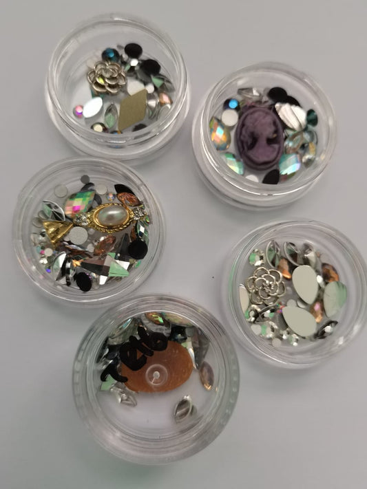 TR16 gem rhinestone mix