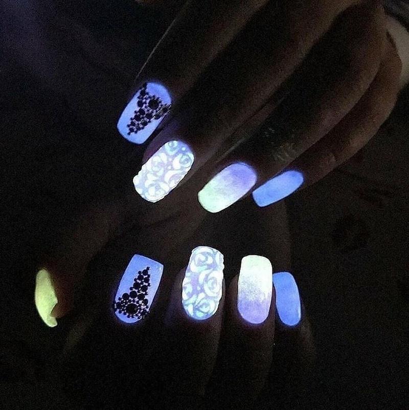 White Glow in the dark powder