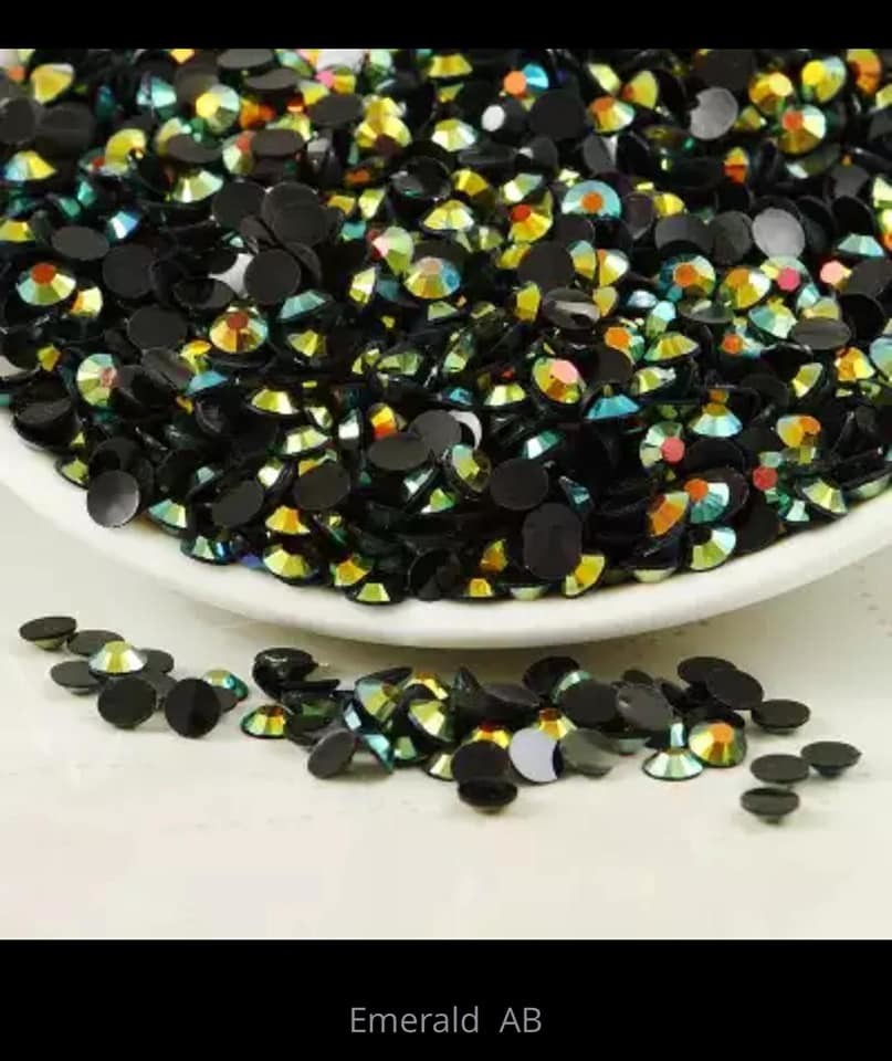 Rainbow Black 1mm Rhinestones Nail Art Decoration