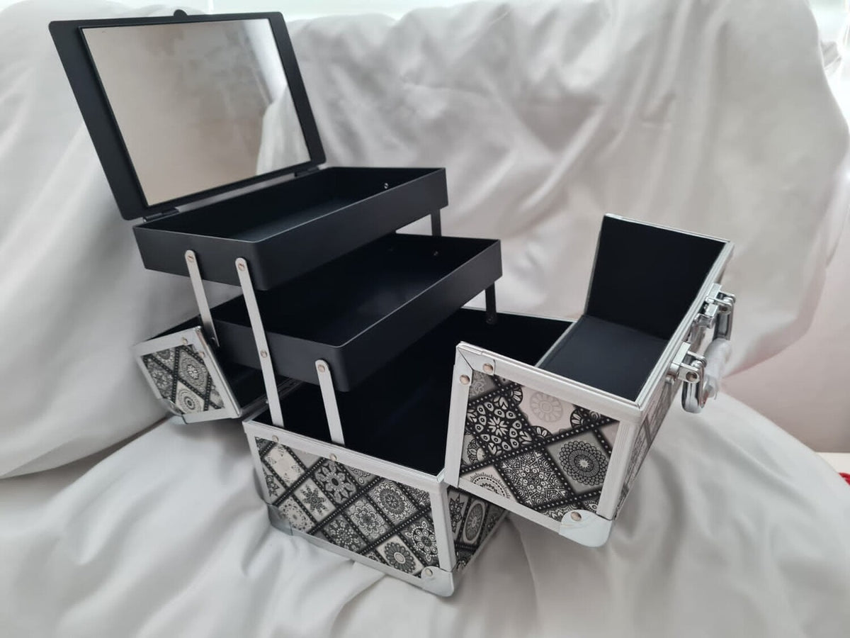 Make - Up Nail Stock Travel Case