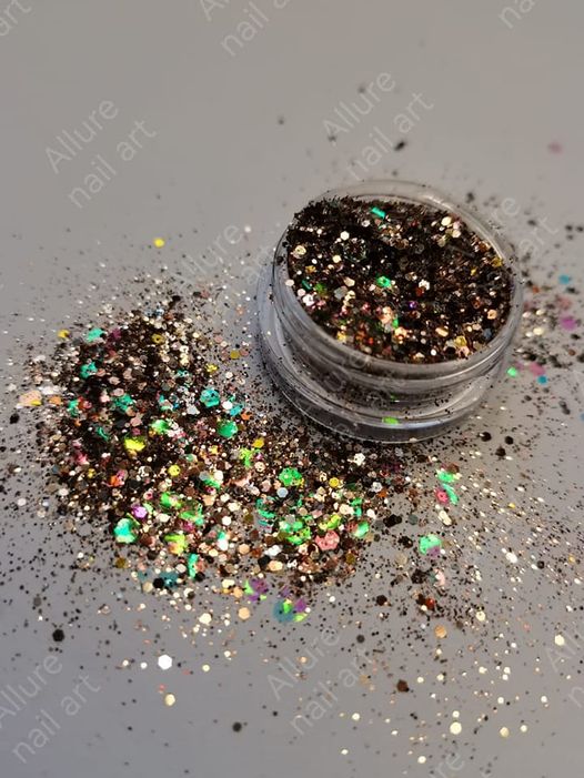 Army's Wives Glitter