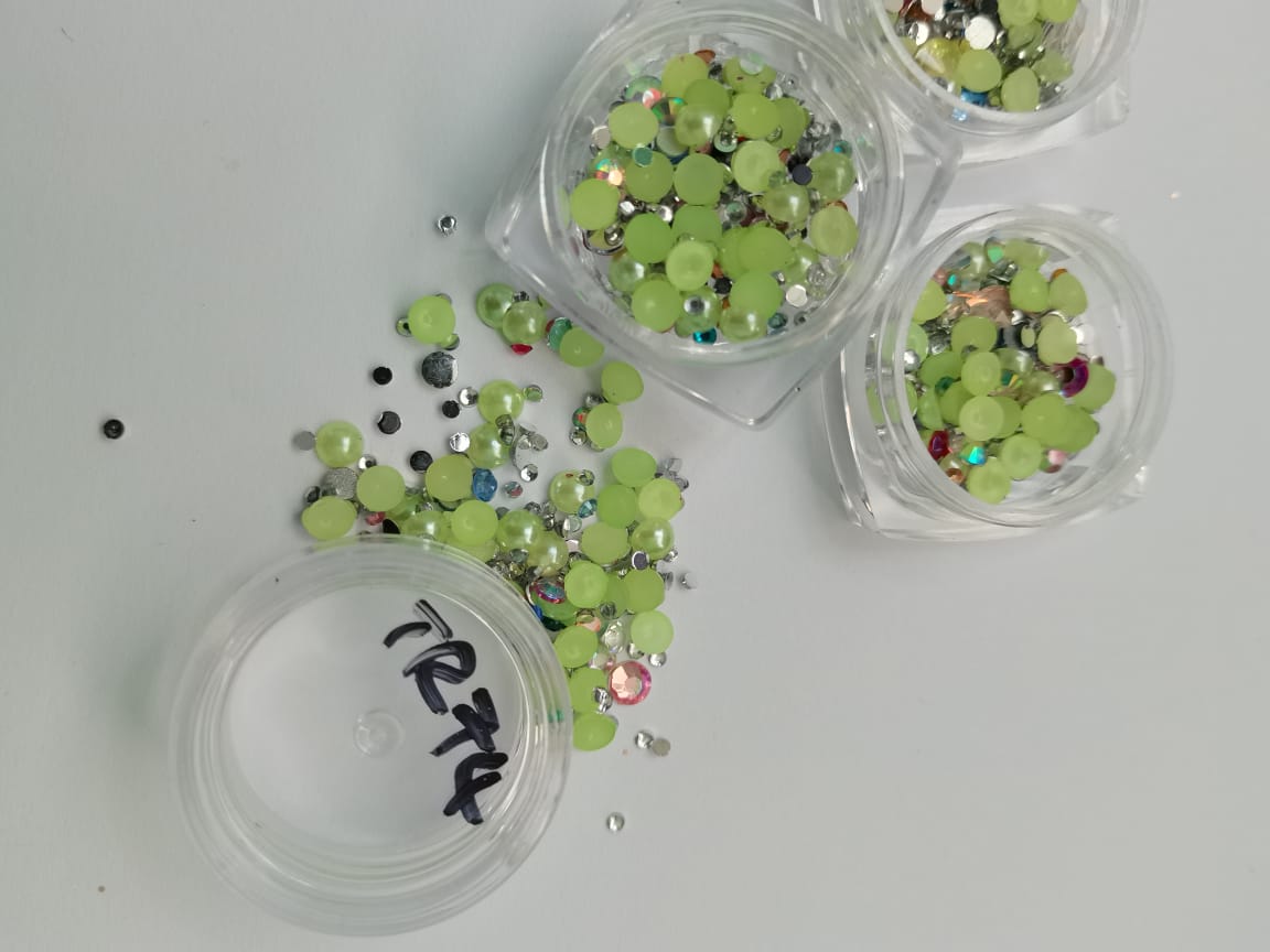 TR74 green pearl mix