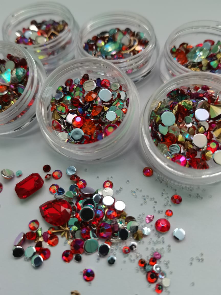 TR03 red rhinestone mix