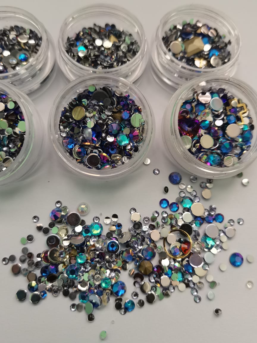 TR04 blue rhinestone mix