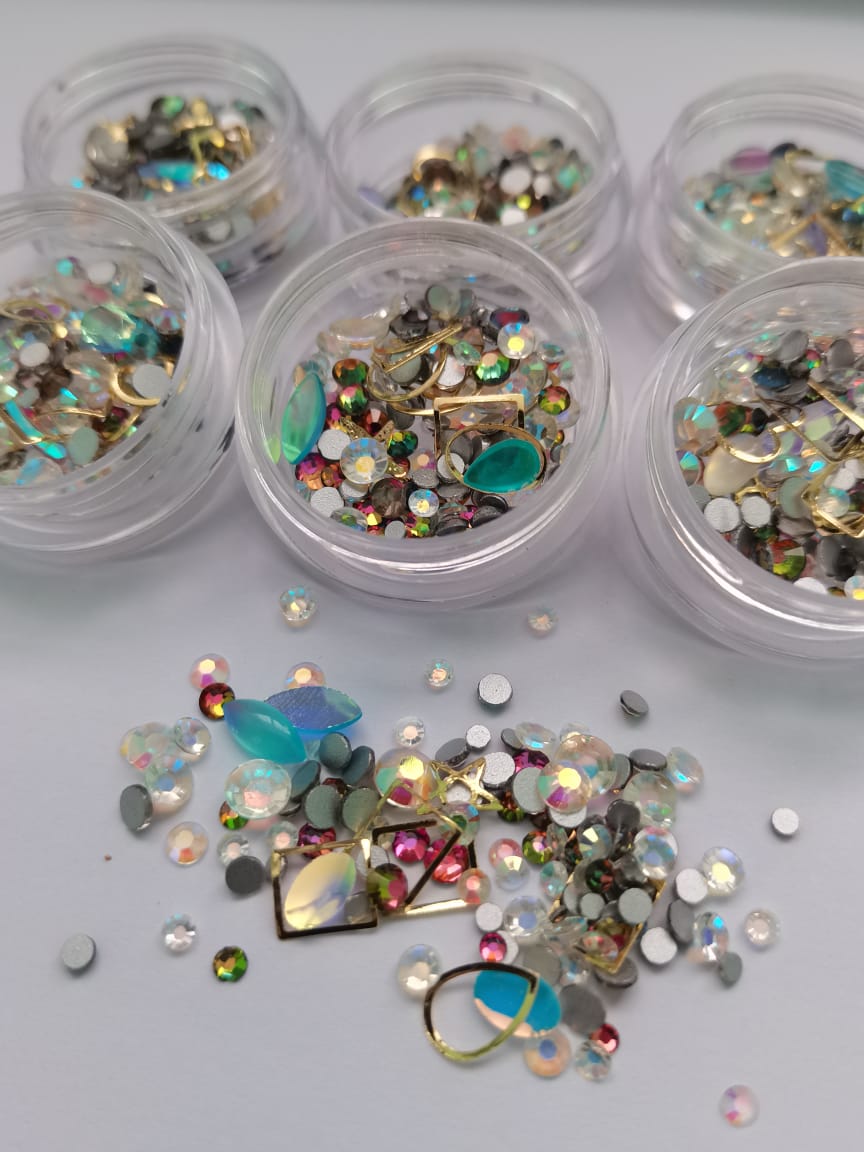 TR25 Gem rhinestone mix